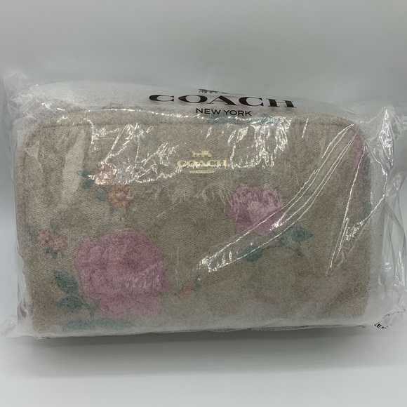 Coach Boxy Cosmetic Case Prairie Rose print - Picture 2 of 4